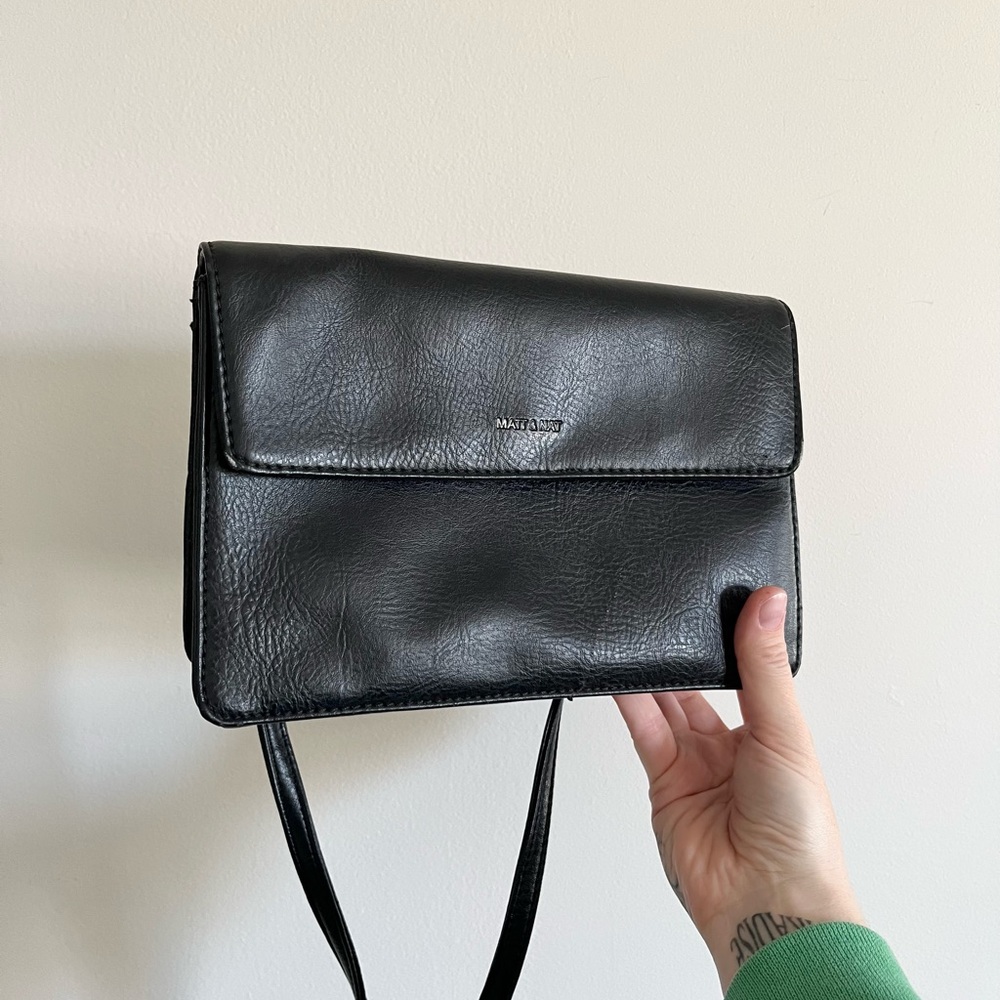 matt & nat vegan leather purse